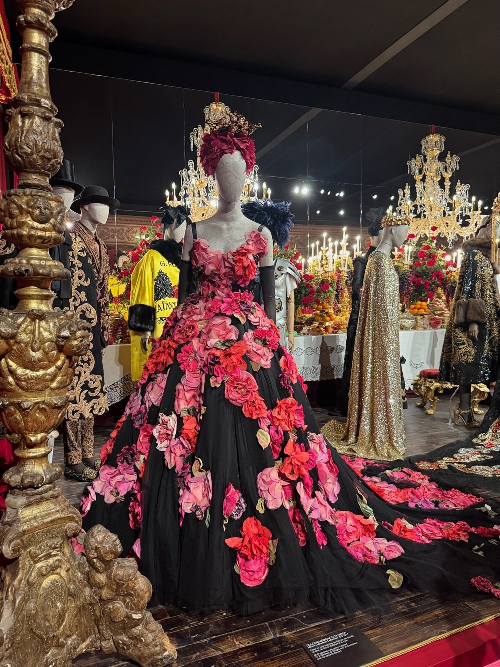 Exploring Du Cœur À La Main and my favourite Dolce&Gabbana Looks